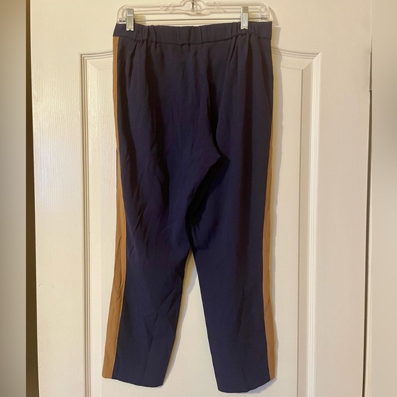 Aritzia Babaton Tuxedo Trouser Pants Navy Blue Brown Side Stripe Cropped Size 6 - Picture 3 of 6